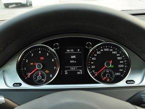 一汽-大众 1.8TSI DSG 方向盘后方仪表盘