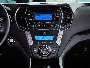 北京现代 2.4L 自动 中控仪表台总特写