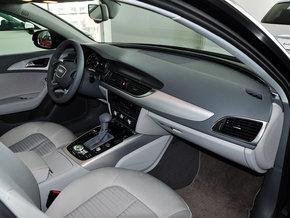 一汽奥迪 30 FSI 中控台右侧