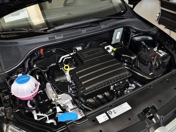 �Ϻ����� 1.6L �ֶ� ������������д