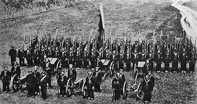 ����ͼƬ��19���ͺ��ڵ������Ȼװ���˲����Ƚ�������������֯��̬��������һ֧��ʽ���ӡ�