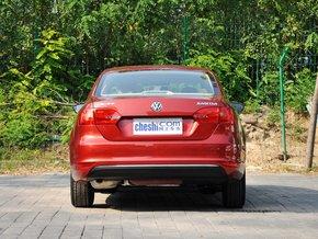 一汽-大众 1.6L 自动 车辆正后方尾部视角