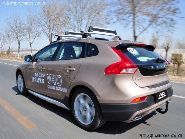 沃尔沃沃尔沃(进口)沃尔沃V402014款 Cross Country 2.0T T5 AWD 智尊版