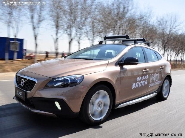 沃尔沃沃尔沃(进口)沃尔沃V402014款 Cross Country 2.0T T5 AWD 智尊版