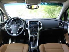 2013��Ӣ�����10.39��Ԫ ֱ��2.6��Ԫ