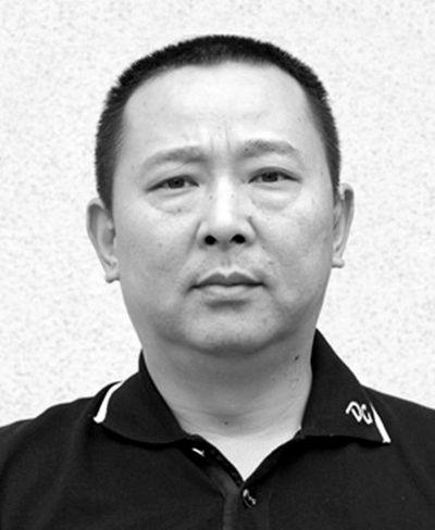 图/新华视点刘汉,1965年出生于四川广汉一个普通教师家庭.