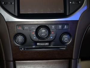 克莱斯勒克莱斯勒(进口)克莱斯勒300C(进口)2014款 3.0L 卓越版