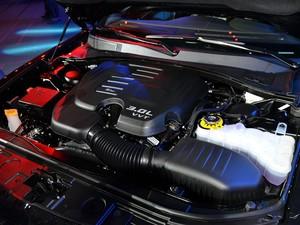 克莱斯勒克莱斯勒(进口)克莱斯勒300C(进口)2014款 3.0L 卓越版