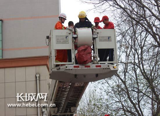 2014年石家庄市中小地震消防应急演练