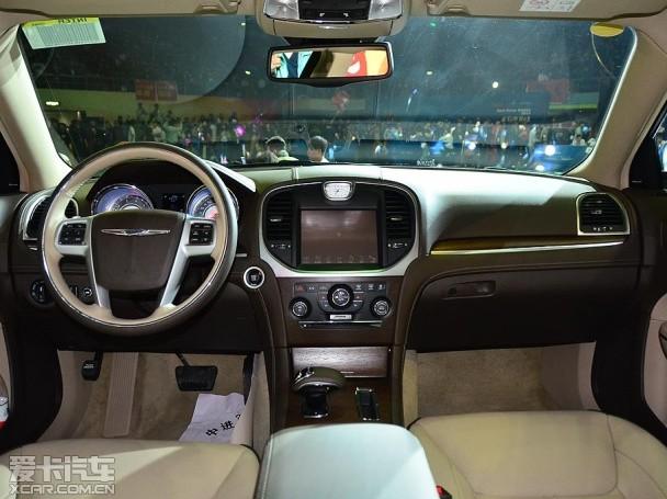 克莱斯勒300C 3.0L车型发布 4月底上市