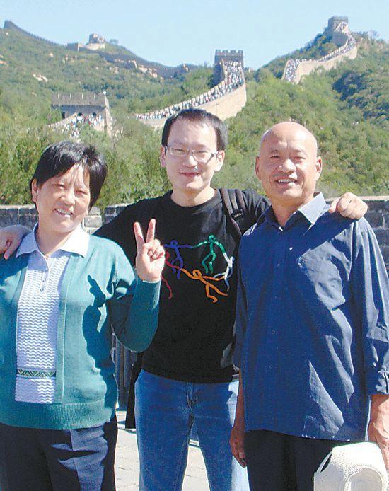 独子家庭等待mh370的27天:我的骄傲,在哪儿(图)