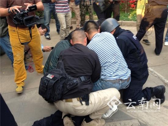 �ӷ���������ס