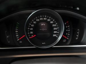 �ֶ����ֶ���(����)�ֶ���V402014�� 2.0T ���ݰ�
