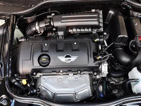 MINI 1.6L AT 发动机主体特写