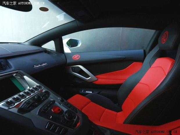 兰博基尼兰博基尼Aventador2014款 LP 700-4 成龙特别定制版