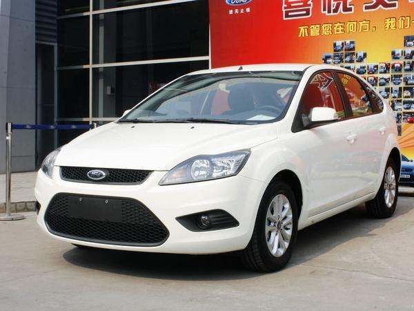 长安福特 两厢 1.8L 自动 车辆左前45度视角
