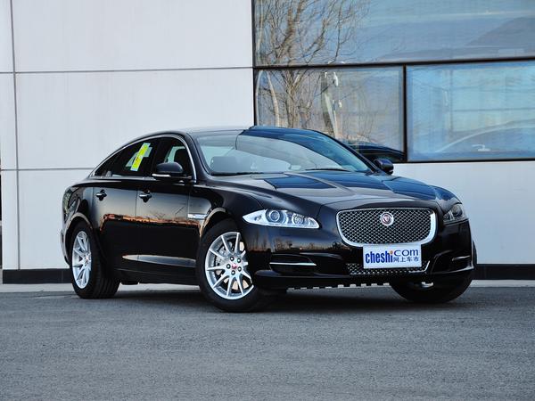 捷豹 XJL 2.0T 车辆右侧45度角