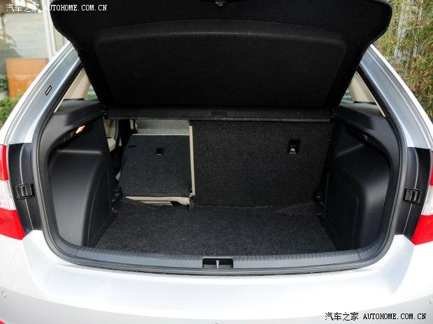 ˹�´��Ϻ�����˹�´�꿶�2014�� 1.4T �Զ�������