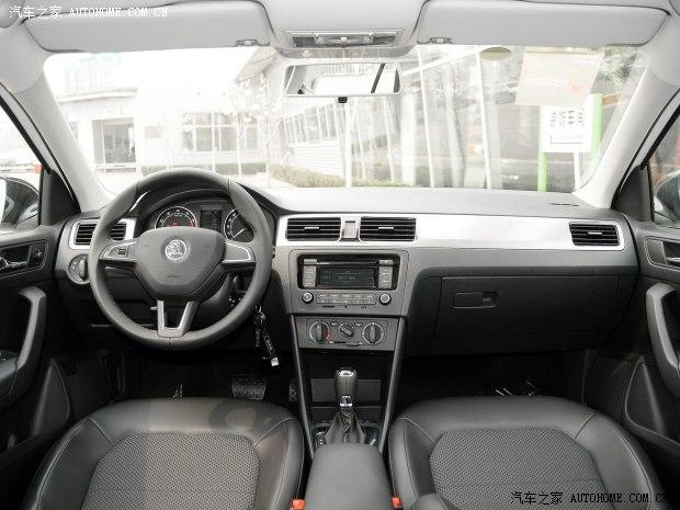 ˹�´��Ϻ�����˹�´�꿶�2014�� 1.6L �Զ�������