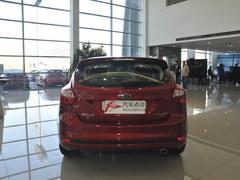 福克斯两厢优惠1.4万 另送3000元售后礼