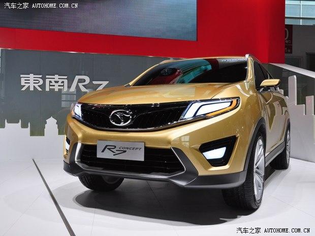 2014北京车展东南汽车7座suvr7首发