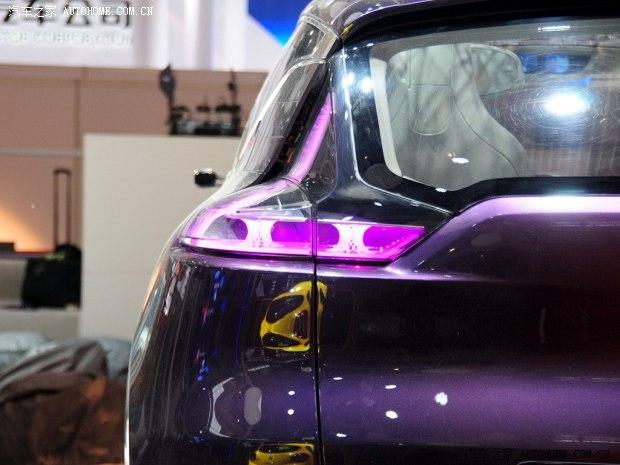 ��ŵ��ŵInitiale2013�� Paris Concept