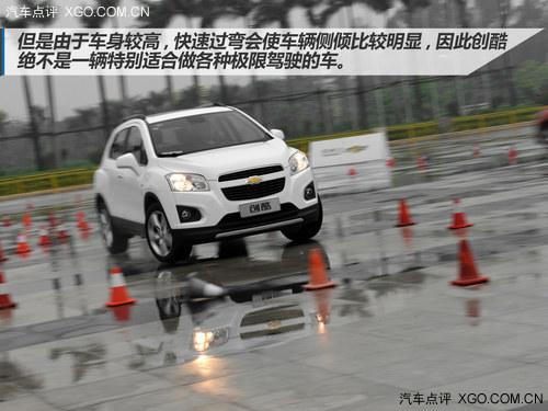 ����������SUV�� �Լ�ѩ��������