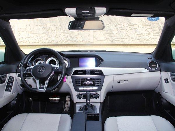 奔驰(进口) C200 1.8T 中控台整体