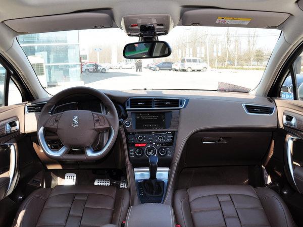 长安标致雪铁龙 1.6T 自动 中控台整体