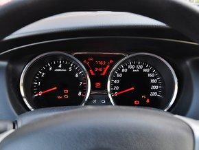 东风日产 1.6L CVT 方向盘后方仪表盘