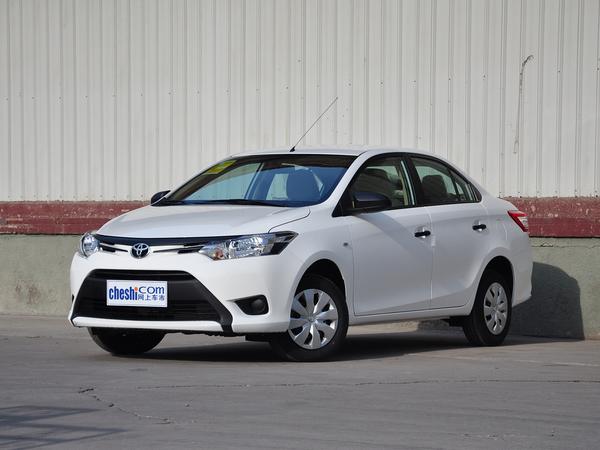 一汽丰田 1.3L 手动 车辆左前45度视角