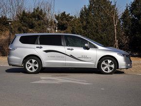 广汽本田 2.4L 自动 车辆正右侧