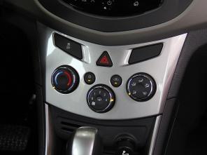 �����¶� �Լ�ѩ��������