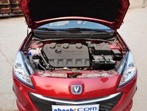 长安乘用车 1.5L 手动 发动机局部特写