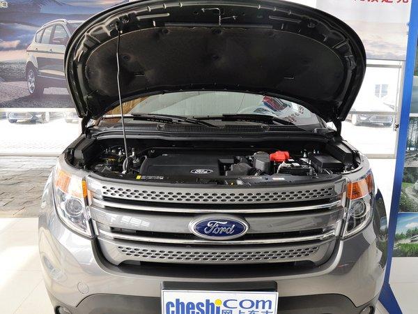 福特(进口) 3.5L 自动 发动机局部特写