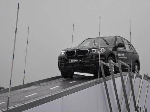 ����Ϊ�� BMW xDrive����ȫ�������Լ�