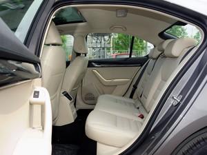 ˹�´��Ϻ�����˹�´�����2015�� 1.6L �Զ��ݿ���