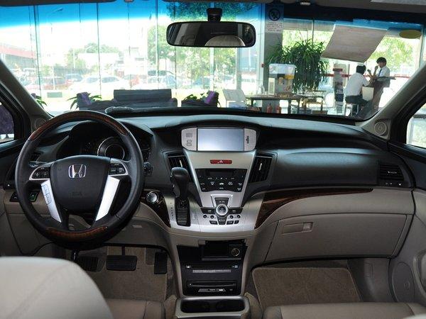 �������� 2.4L �Զ� �п�̨����