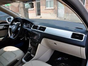 ˹�´� 1.4TSI �Զ� �п�̨�Ҳ�