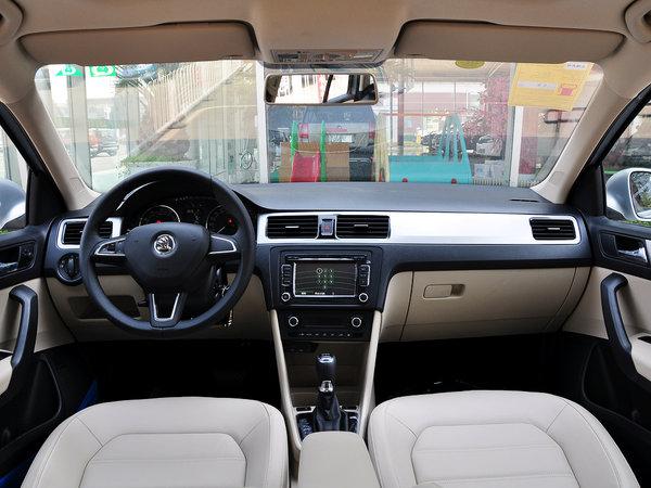 ˹�´� 1.4TSI �Զ� �п�̨����