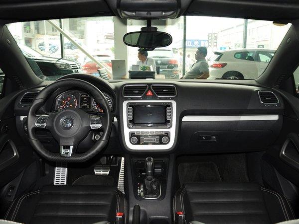 大众(进口) 2.0TSI 中控台整体