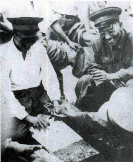 1950�����Ҷ��������ǰ����ٱ�ͬ�� ��