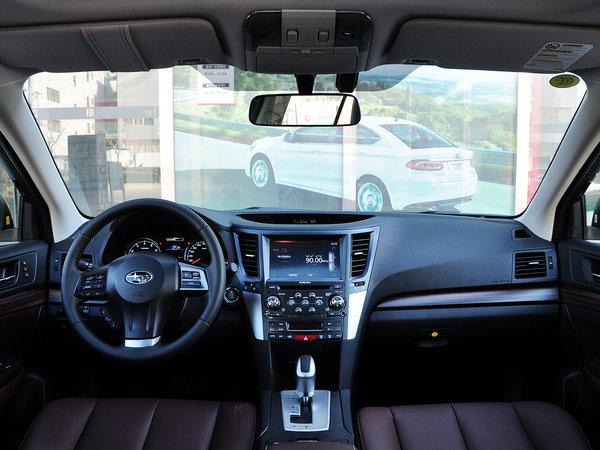 ˹��³ 2.5i CVT �п�̨����