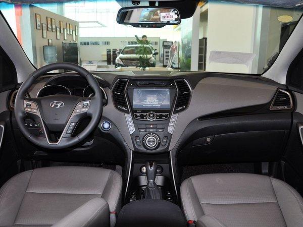 现代(进口) 3.0L 自动 中控台整体