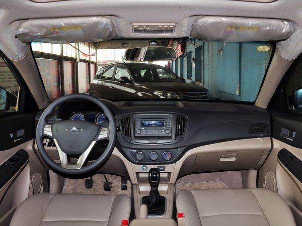 奇瑞汽车 1.5 手动 中控台整体