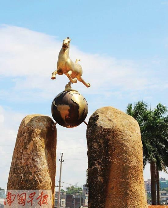 ��ƽ���40��Ԫ����̤���ࡱ���� ֻ���ͷ�񹷣�