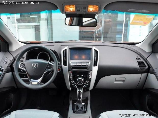 ����ԣ¡ ��6 SUV 2014�� 2.0T �콢��