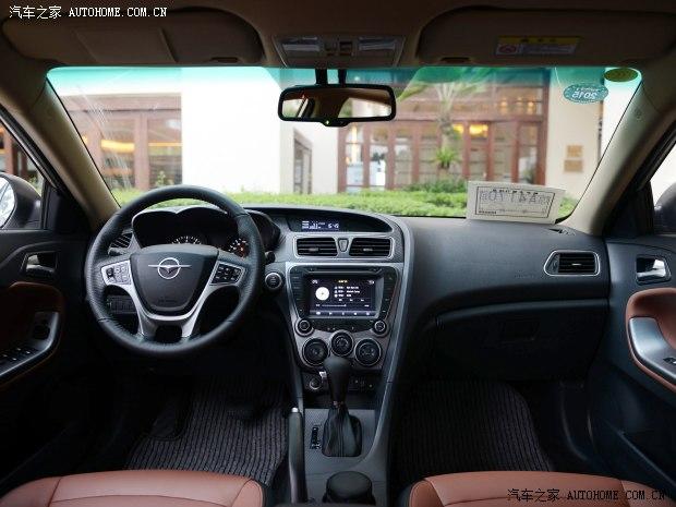 海马汽车 福美来M5 2014款 1.6L 自动尊贵型