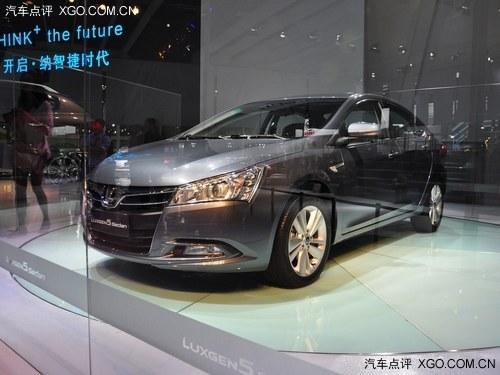 济南纳智捷5 Sedan最高让1万 现车销售