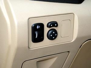 ������ ����S30 2013�� 1.5L ��Ӣ��